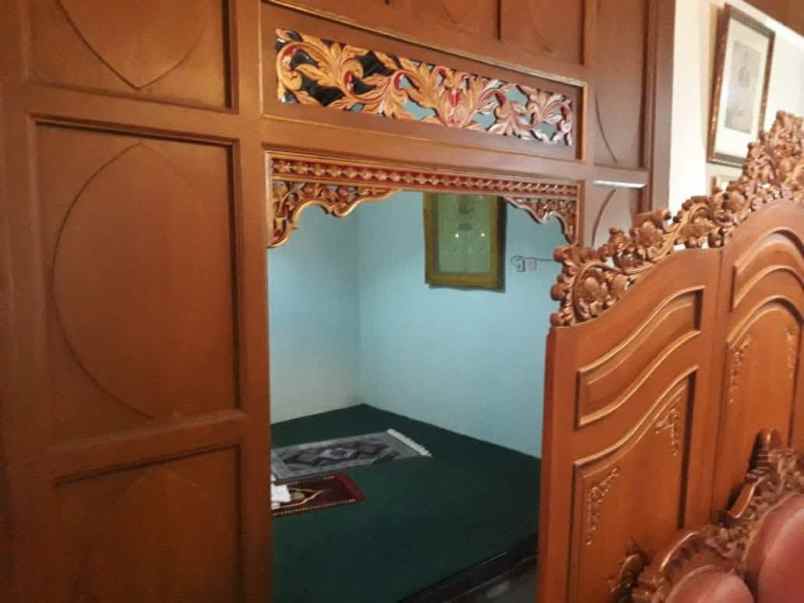 rumah etnik jawa lingkungan kraton yogyakarta shm imb