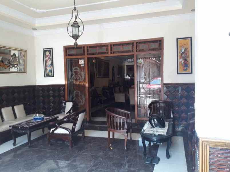 rumah etnik jawa lingkungan kraton yogyakarta shm imb