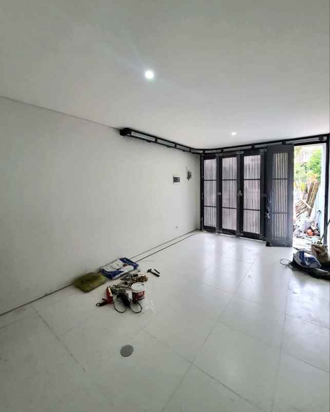 rumah fullerton place citraland new mewah split level