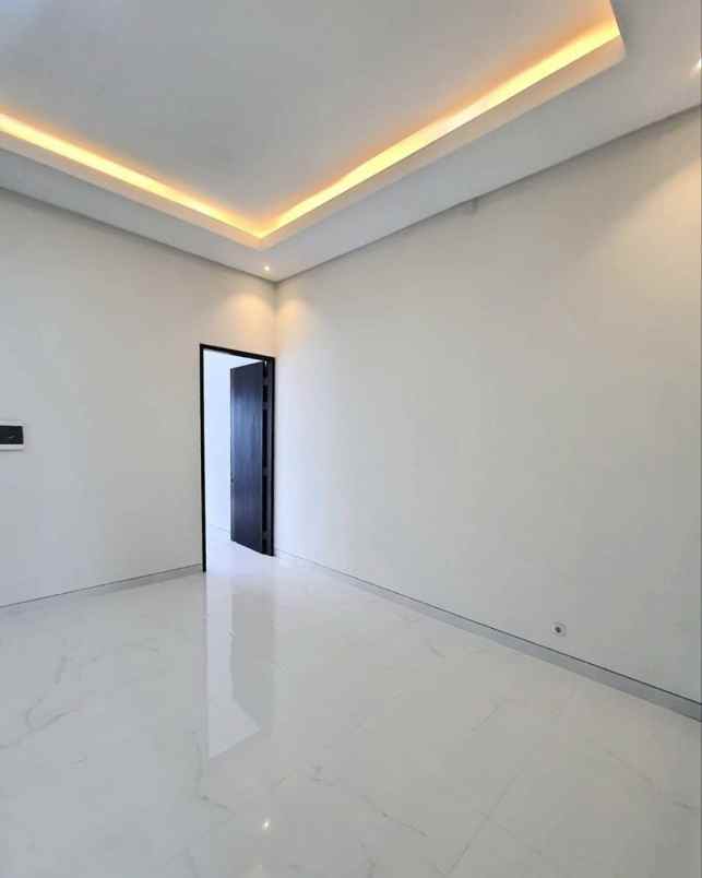 rumah fullerton place citraland new mewah split level