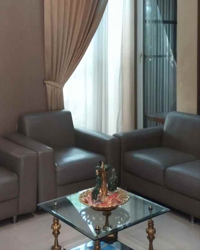 rumah granada pakuwon indah minimalis siap huni ts