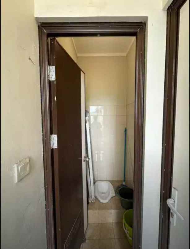 rumah hook di cluster burgundy summarecon bekasi