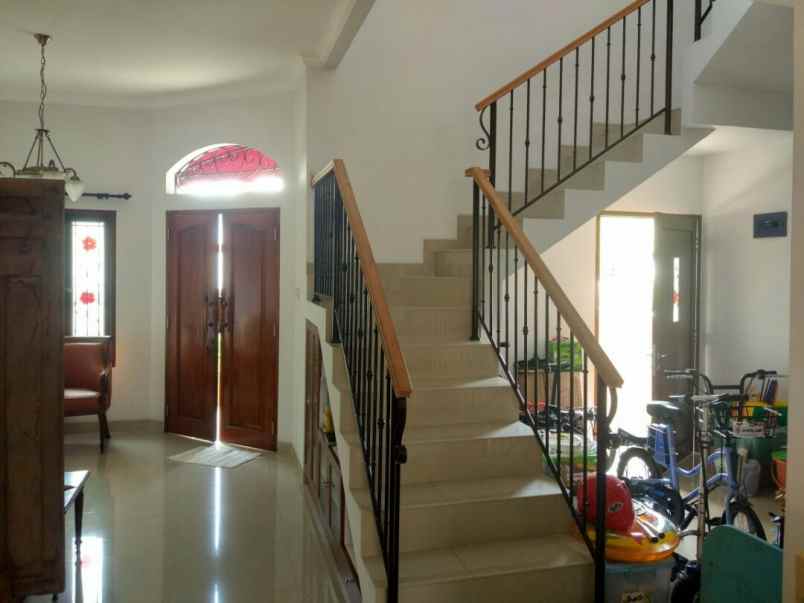 rumah jl cinere raya depok jawa