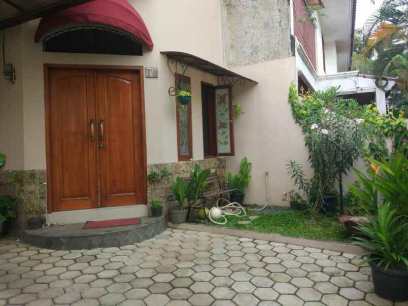 rumah jl cinere raya depok jawa