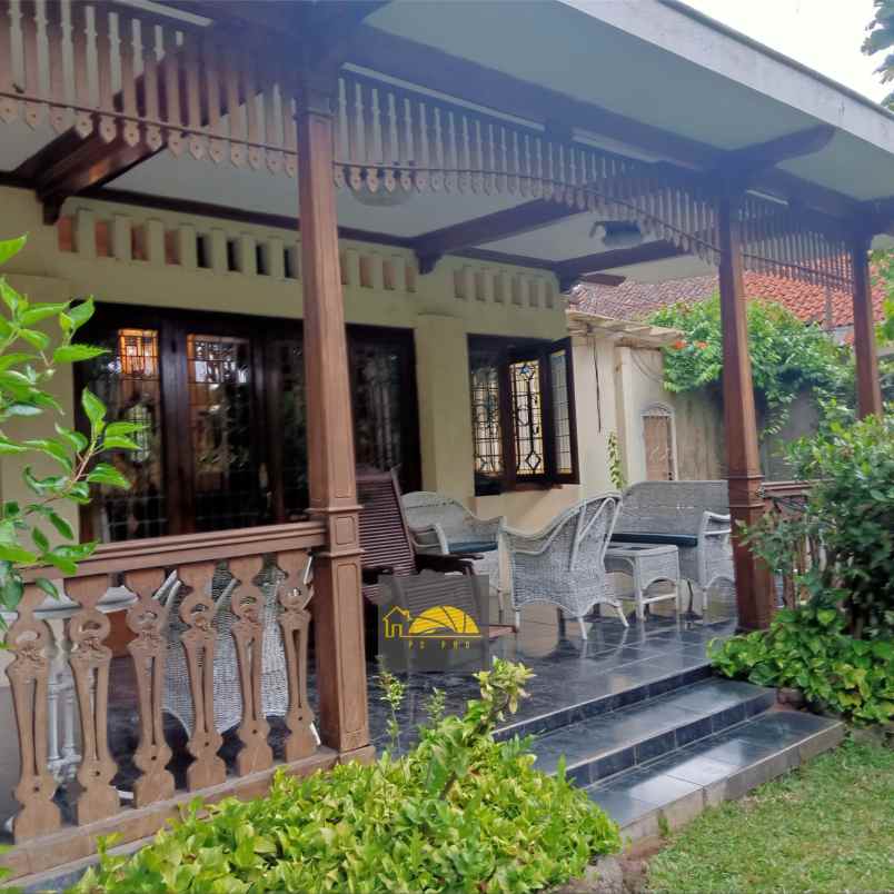 rumah jl menteng jaya menteng