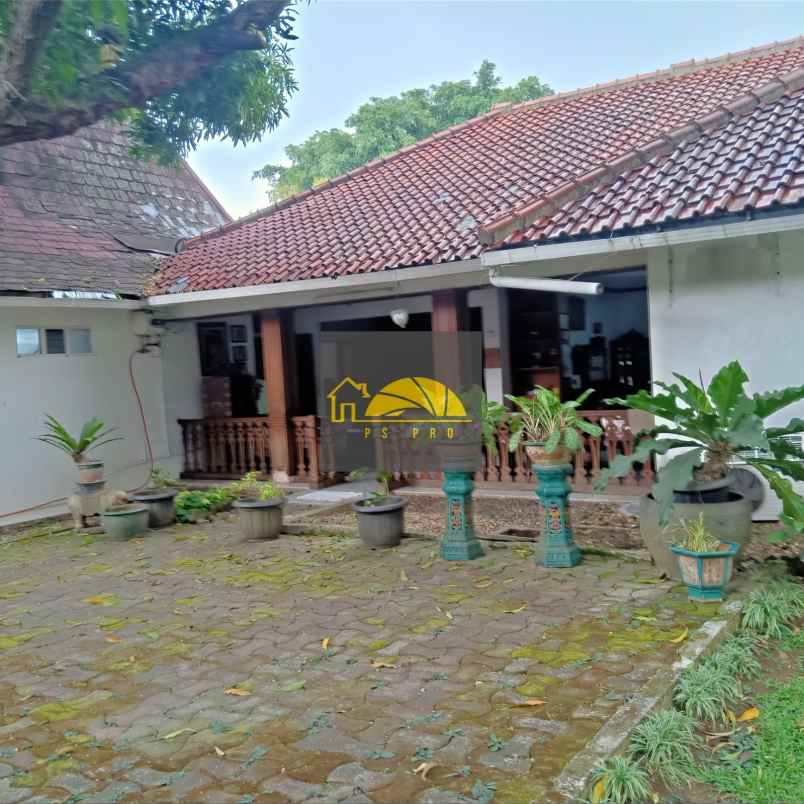 rumah jl menteng jaya menteng