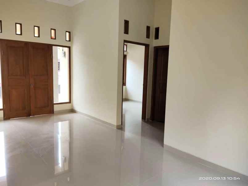 rumah jl purwomartani kalasan