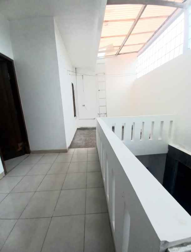 rumah jl raya kapin jati bening