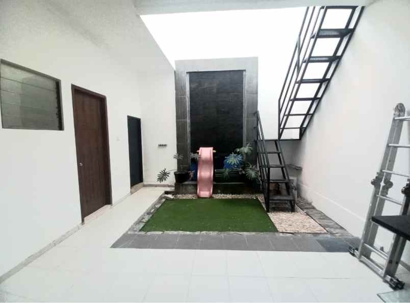 rumah jl raya kapin jati bening