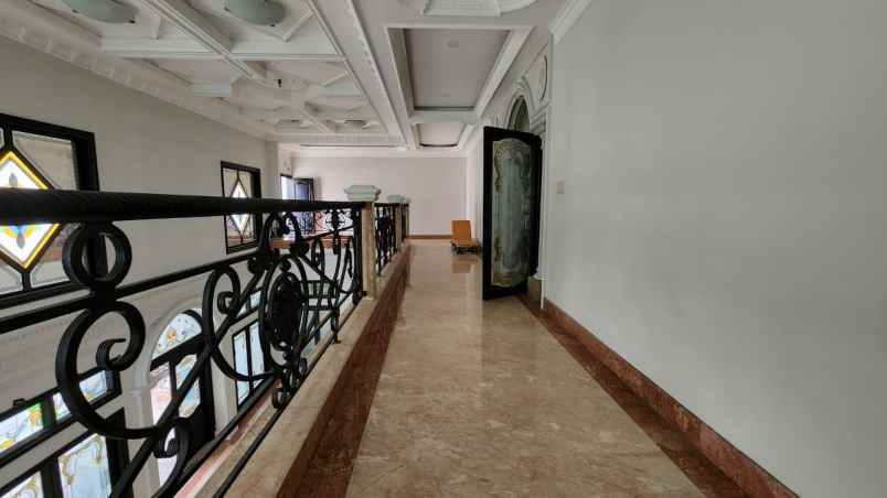 rumah jln moch yamin menteng