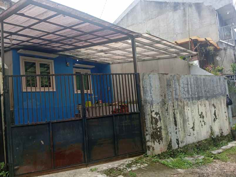 rumah komplek sariwangi akses mudah dekat polban