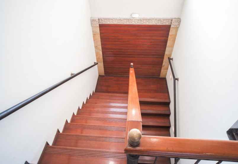 rumah kompleks margorejo indah hadap utara