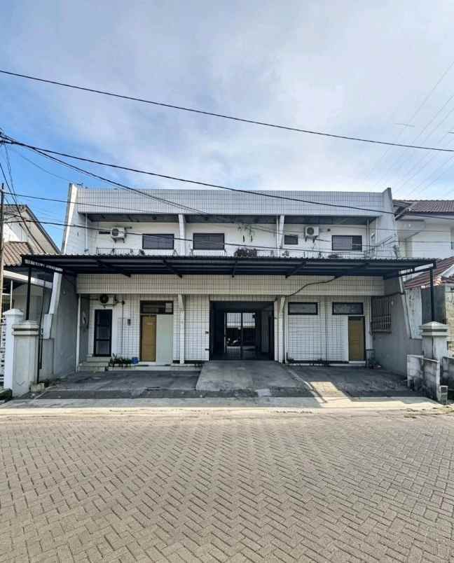 rumah kos manyar tirtoyoso strategis langka