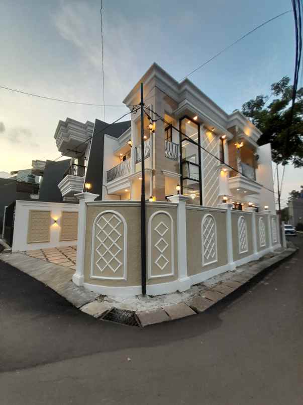 rumah lt 120 hook at kahfi 1 tanah baru beji depok