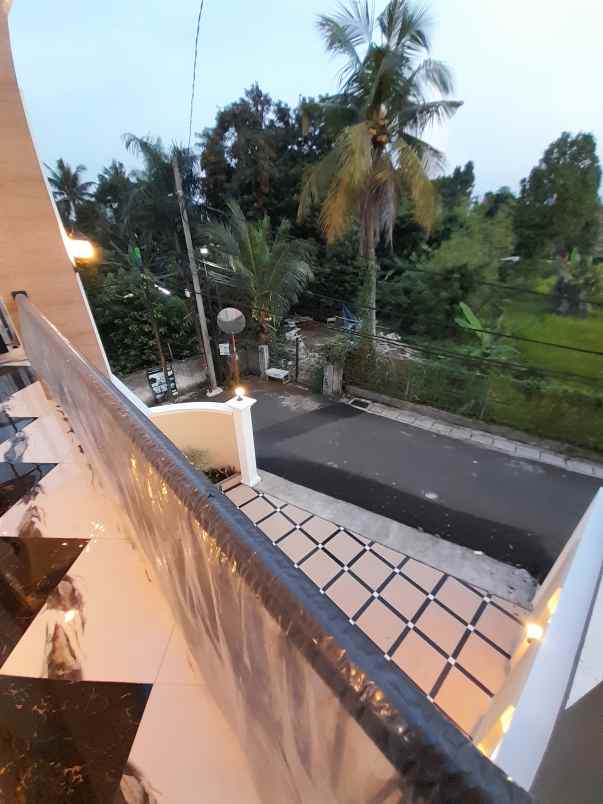 rumah lt 120 hook at kahfi 1 tanah baru beji depok