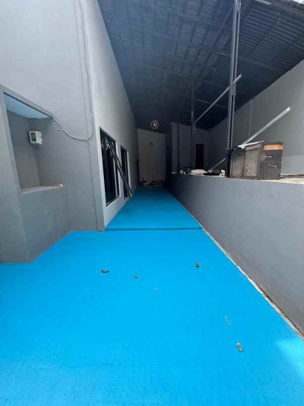 rumah luas 4 kt 3 km poin mas depok