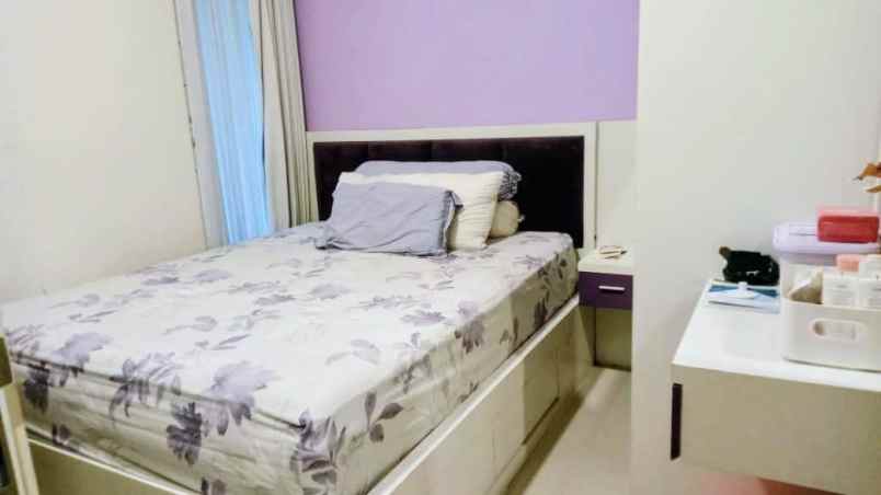 rumah manyar surabaya siap huni 2 lantai hook nego