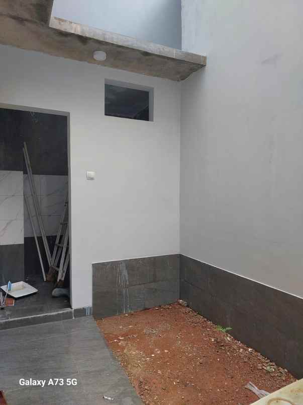 rumah mewah 1 9 m di jagakarsa 3 lantai 5 kt dekat tol