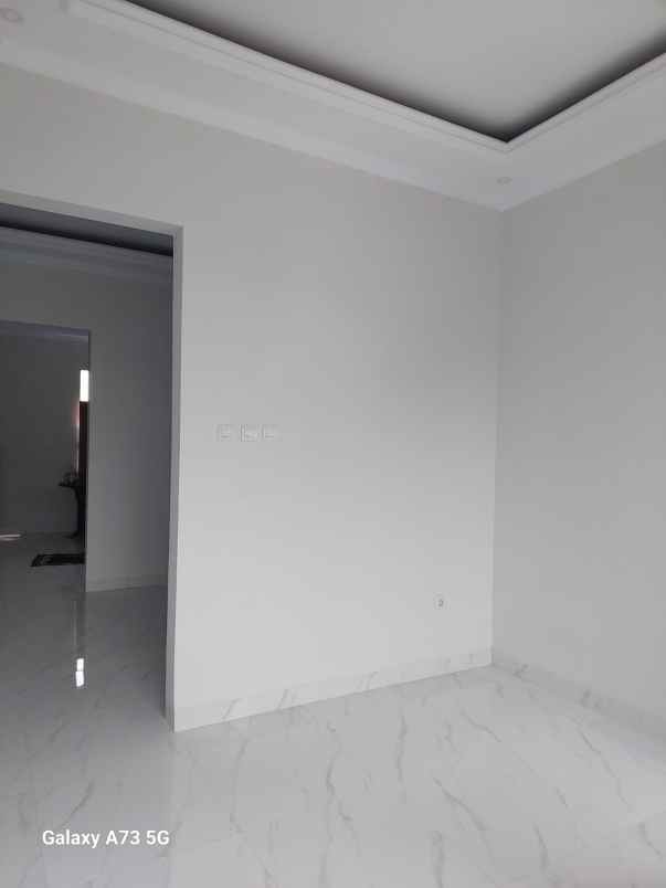 rumah mewah 1 9 m di jagakarsa 3 lantai 5 kt dekat tol