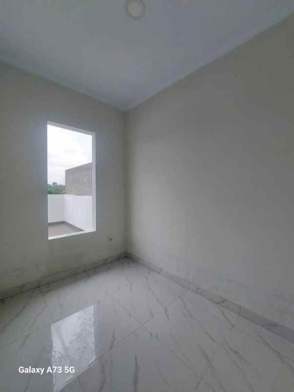 rumah mewah 1 9 m di jagakarsa 3 lantai 5 kt dekat tol