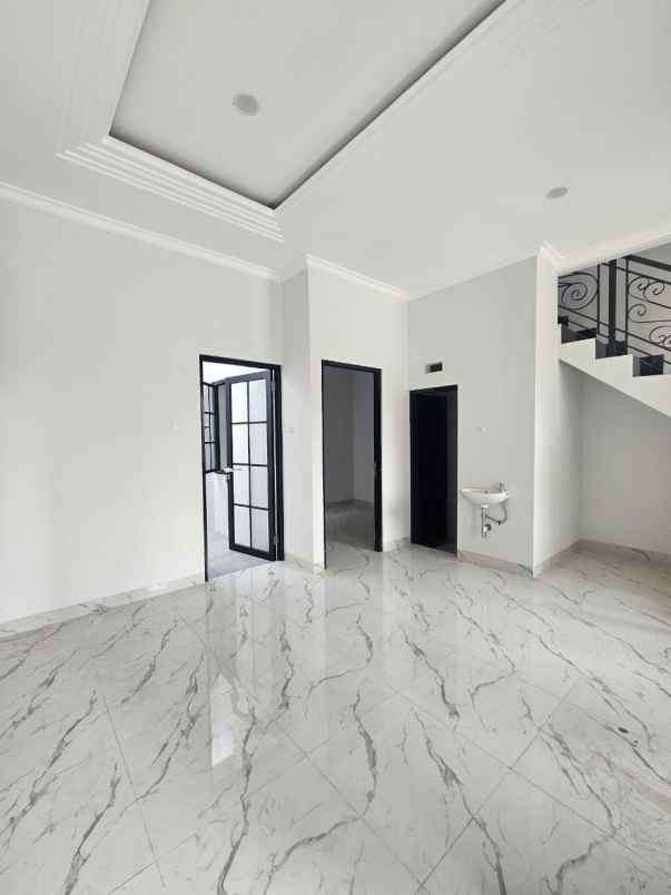 rumah mewah dinding bata merah di cimanggis depok