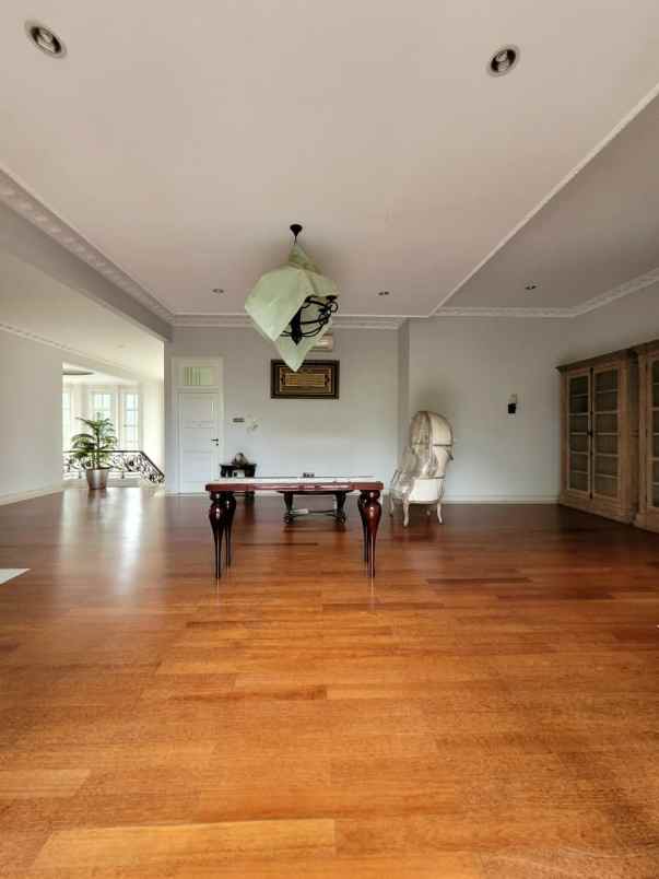 rumah mewah furnished dalam komplek di bekasi timur
