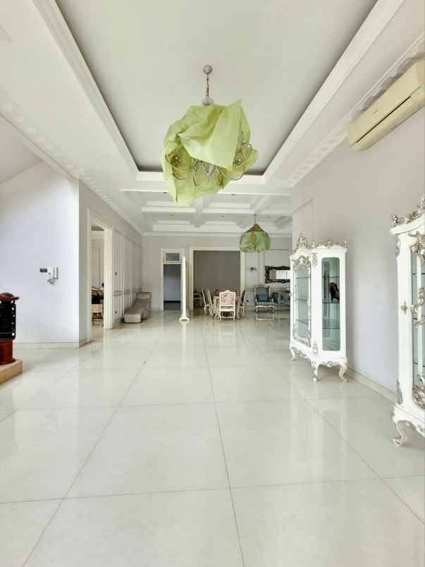 rumah mewah furnished dalam komplek di bekasi timur