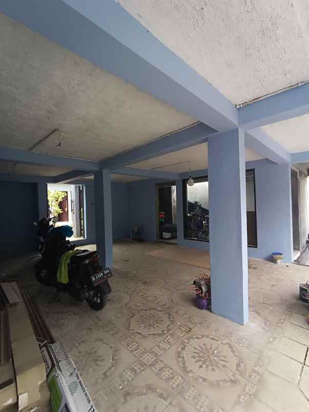 rumah mewah luas nempel pesanggrahan jakarta selatan