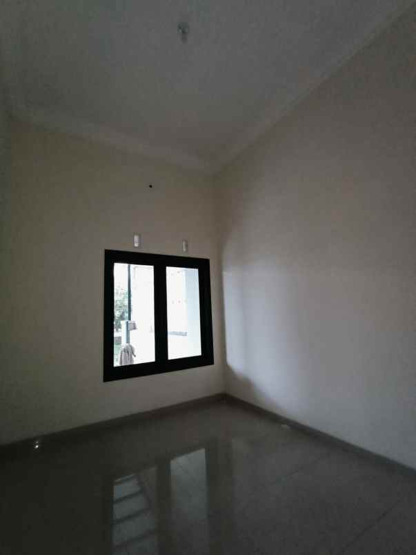 rumah minimalis 1 lantai siap huni