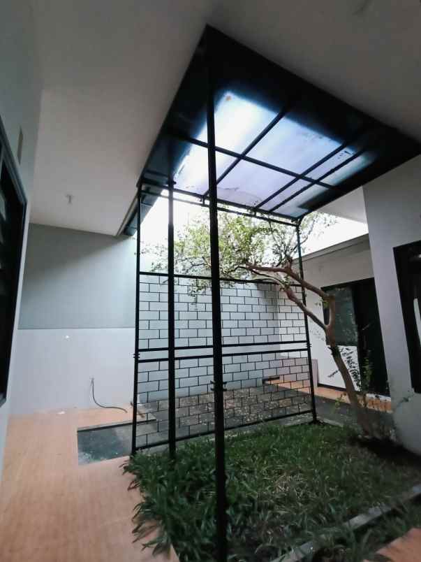 rumah minimalis 1 lantai siap huni