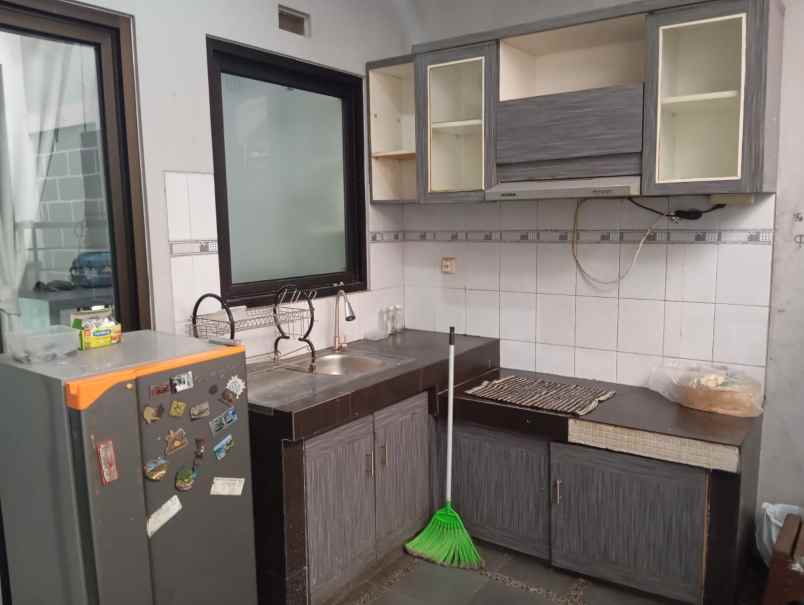 rumah minimalis sariwangi regency siap huni 2 carpot