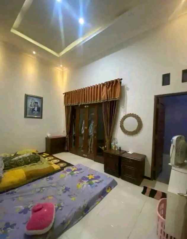 rumah modern luas siap huni dan strategis