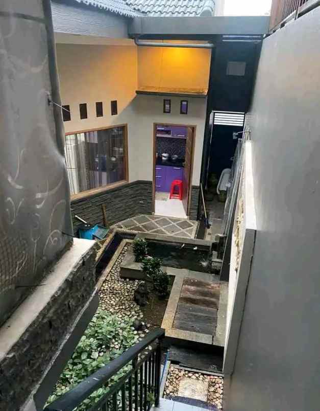 rumah modern luas siap huni dan strategis