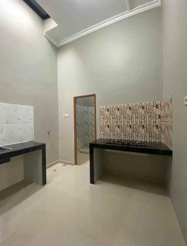 rumah modern minimalis bebas banjir lokasi strategis