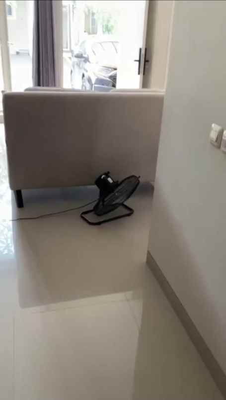 rumah modern minimalis greenlake