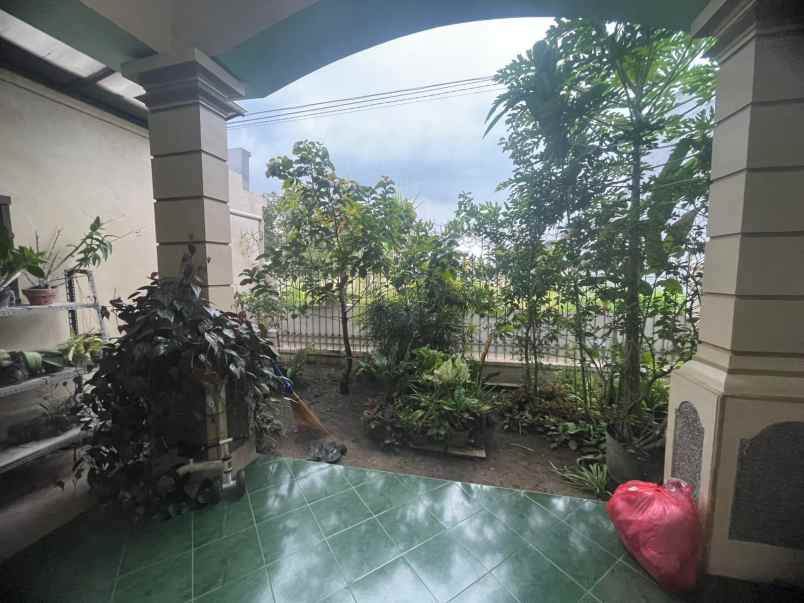 rumah modern strategis di sulfat