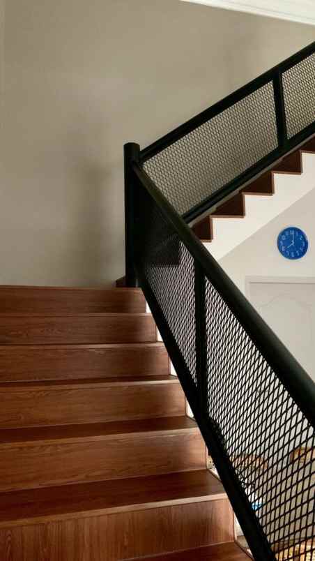 rumah mulyosari siap huni minimalis furnish