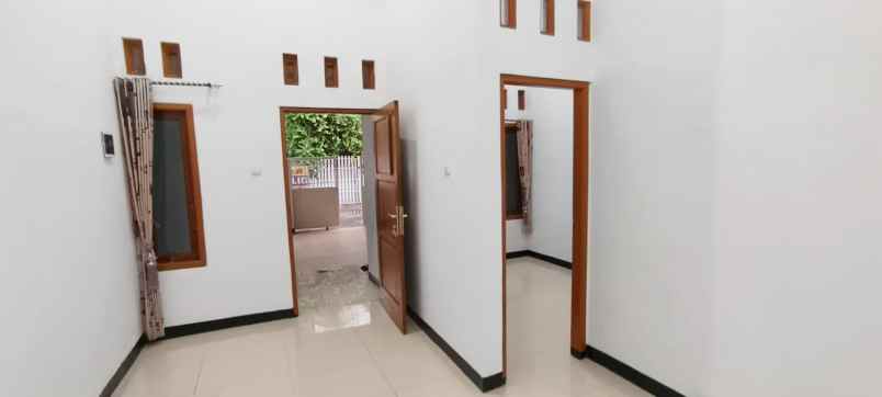 rumah murahh sudah full renovasi siap huni di medokan