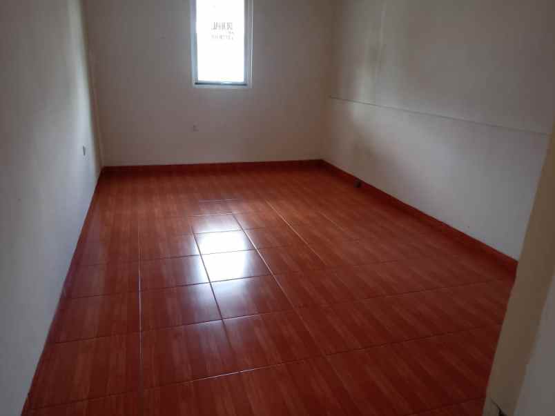 rumah palem semi karawaci tangerang