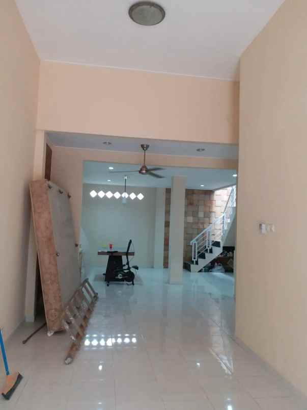 rumah pamulang pusat kota cocok hunian investasi