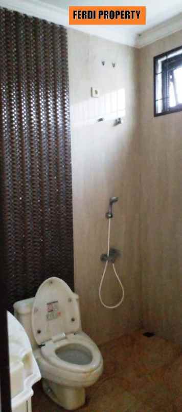 rumah perumahan legenda wisata