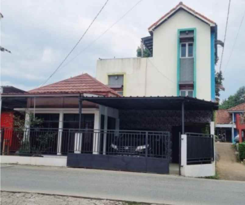 rumah pinggir jl pangeran sogiri tanah baru kota bogor