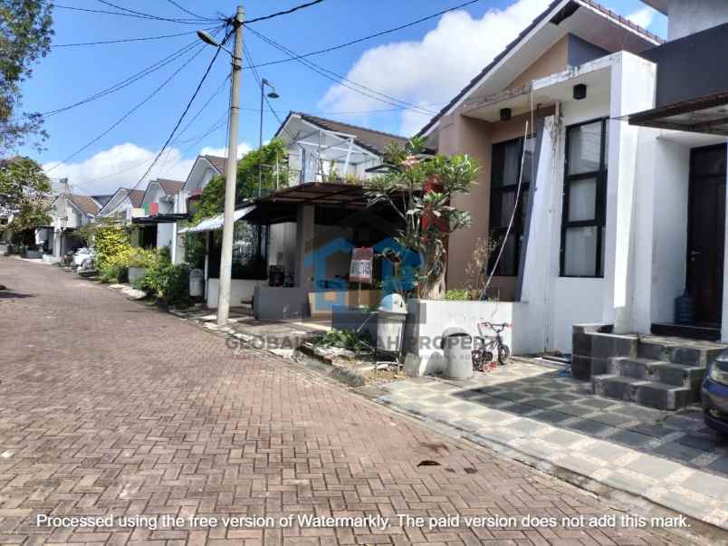 rumah sariwangi full furnished type downslope