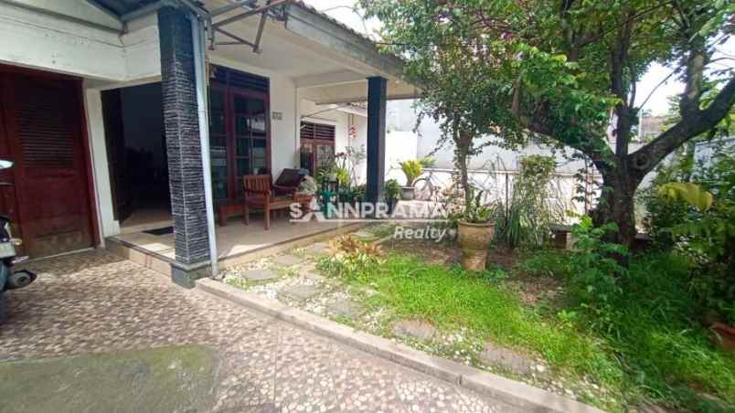rumah second murah siap huni diciputat timur tangsel