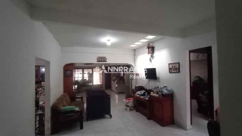 rumah second murah siap huni diciputat timur tangsel
