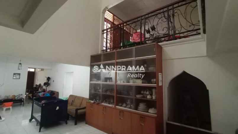 rumah second murah siap huni diciputat timur tangsel