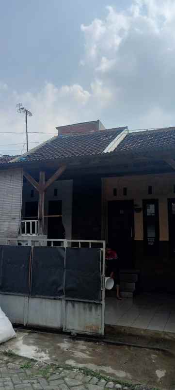 rumah siap huni dalam perumahan