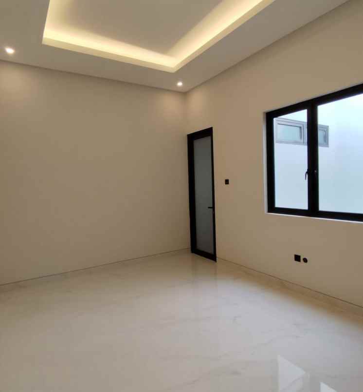 rumah siap huni dian istana under 3 m baru gressssss