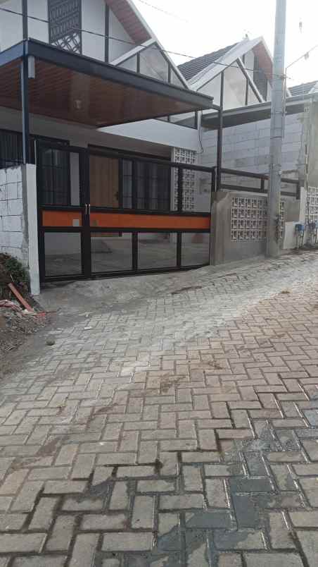 rumah siap huni lokasi di tasikmadu kota malang