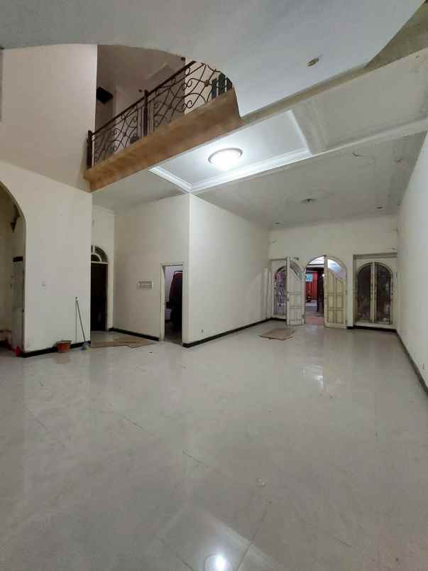 rumah siap huni lokasi poros jalan banjar arum